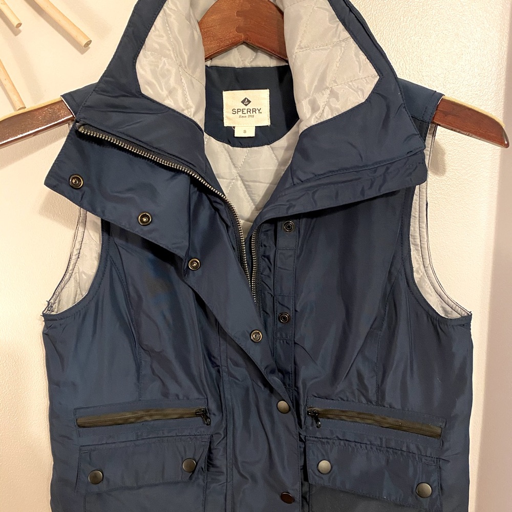 Women’s sperry vest